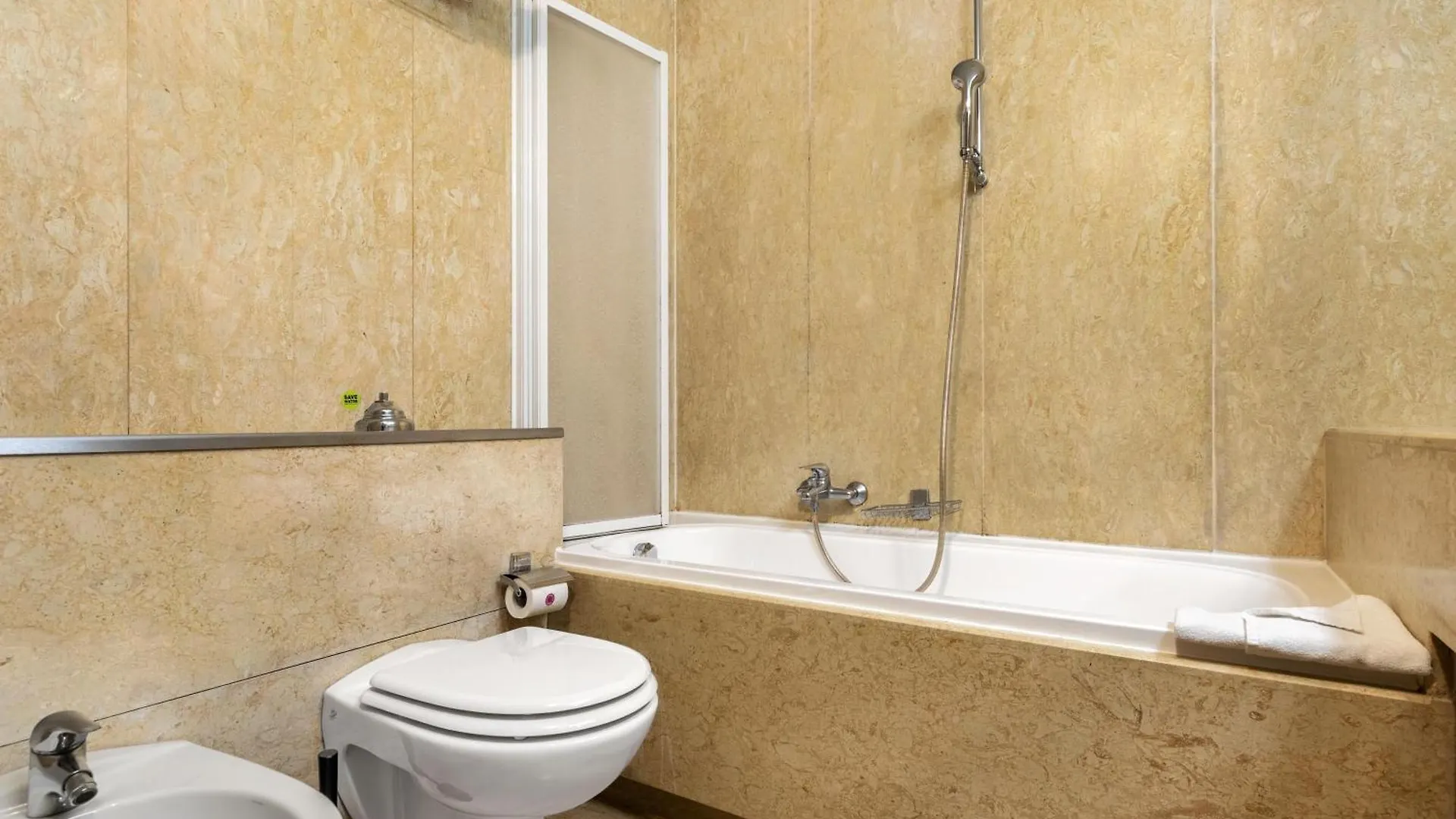 B&B Hotel Milano Portello 4*,