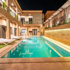 رياد Les Nuits De